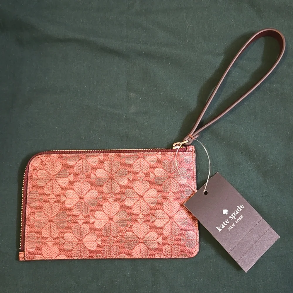 Kate Spade Lucy Small L Zip Wristlet NWT